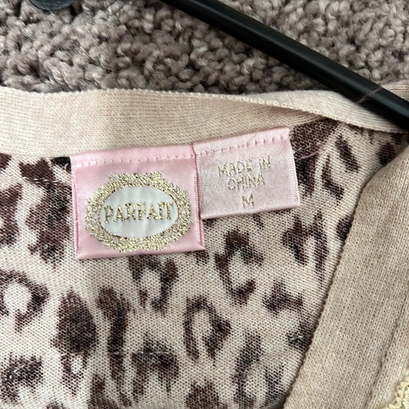 Leopard and lace cardigan - Picture 2 of 4